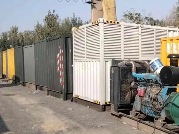 代县200KW柴油发电机机组每小时油耗是多少?